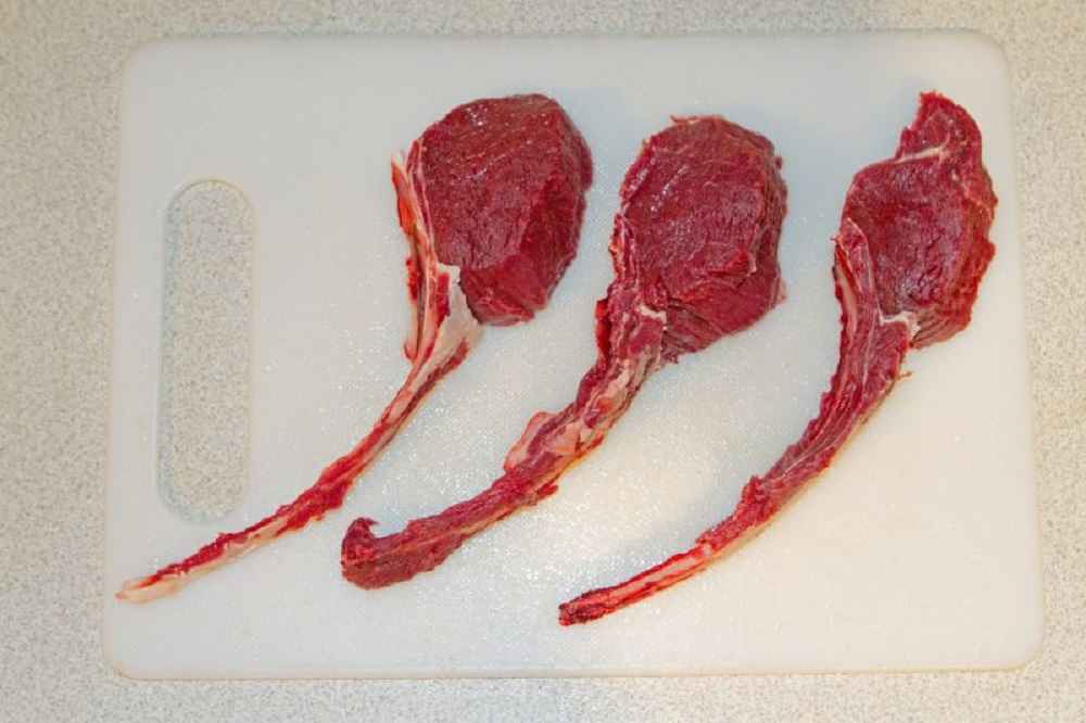 How To Cut Venison Tomahawk Steak?