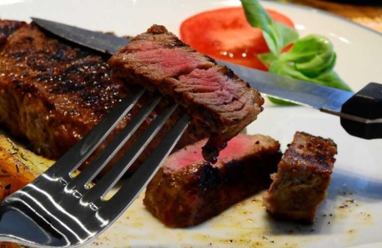 Eating Medium Rare Steak while breastfeeding