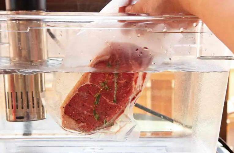 How Long to Marinate Steak in Sparkling Water