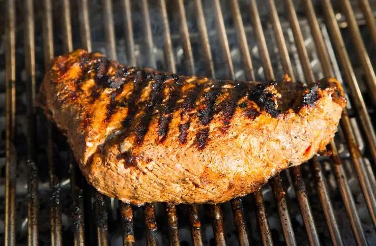 How To Cut Tri-tip Steak 4