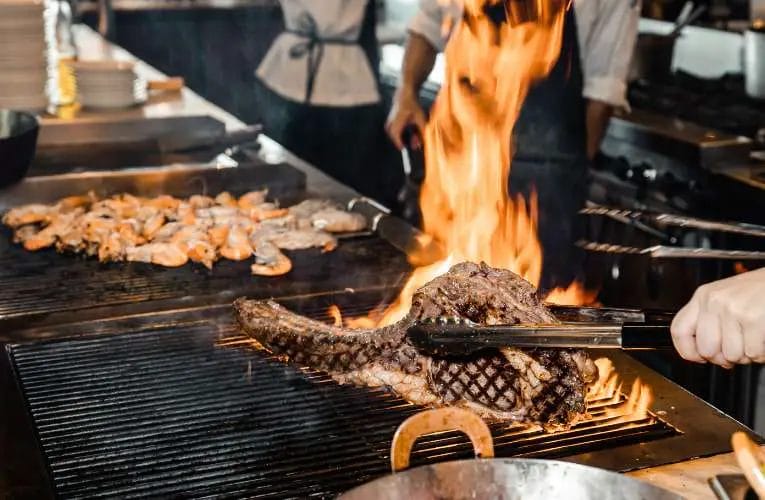 How To Cook A Tomahawk Steak On A Gas Grill? | LibertyCheeseSteaks.com