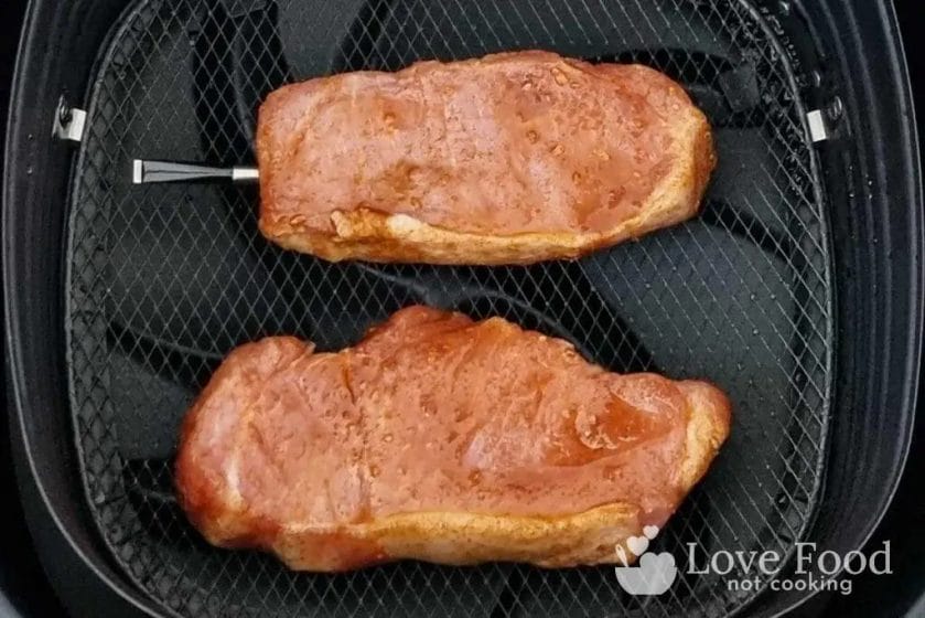 how long to cook pork steak in air fryer
